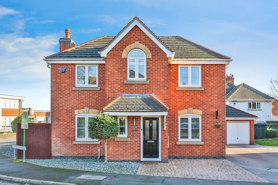 Main image of 4 bedroom Detached House for sale, Somerleyton Drive, Ilkeston, Derbyshire, DE7