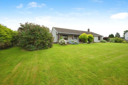 4 bedroom Detached Bungalow for sale