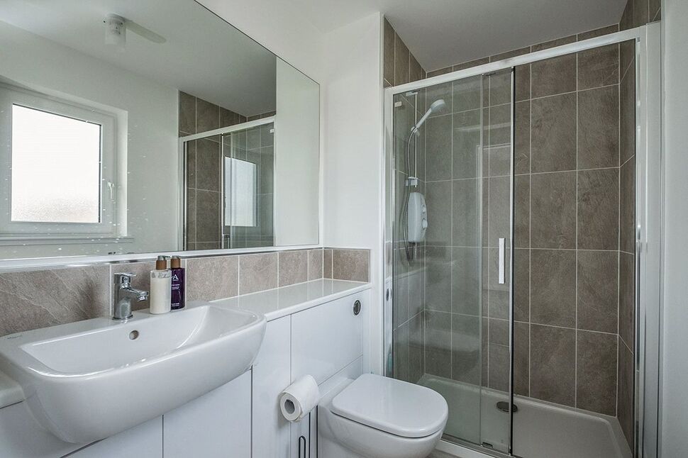 En-Suite Bathroom