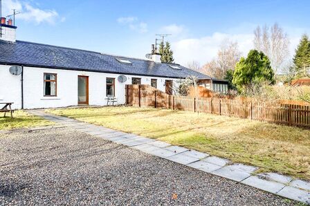 Spey Avenue, 3 bedroom Mid Terrace House for sale, £165,000