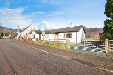 Kinlochewe, 5 bedroom Detached Bungalow for sale, £285,000