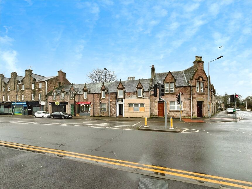 Main image of 3 bedroom  Flat for sale, Tomnahurich Street, Inverness, Highland, IV3