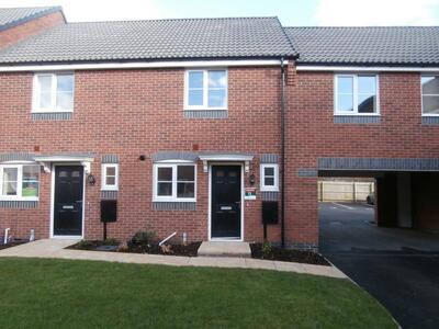 Meryton Grove, 2 bedroom Mid Terrace House to rent, £795 pcm