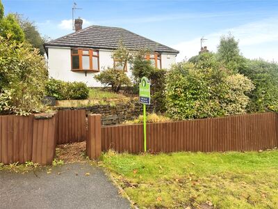 Shoulder of Mutton Hill, 2 bedroom Detached Bungalow for sale, £170,000