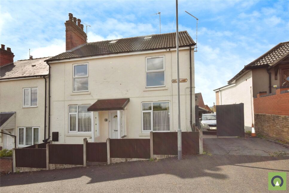 2 bedroom End Terrace House for sale