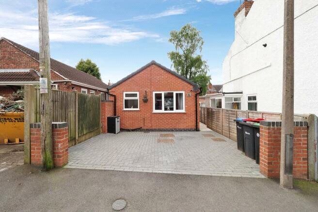 Main image of 2 bedroom Detached Bungalow for sale, Chapel Street, Nuncargate, Nottingham, NG17