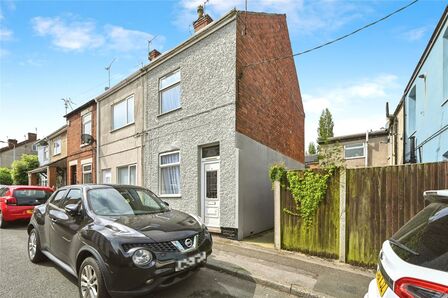Fishers Street, 2 bedroom End Terrace House for sale, £100,000