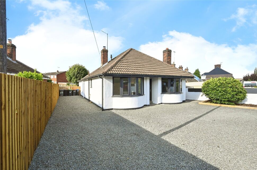 Main image of 4 bedroom Detached Bungalow for sale, Nuncargate Road, Kirkby-in-Ashfield, Nottinghamshire, NG17