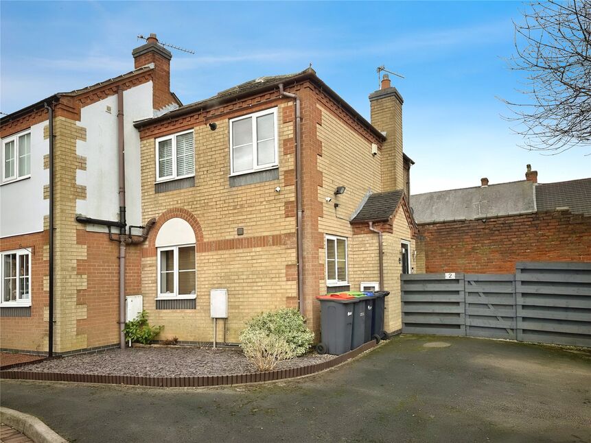 Main image of 2 bedroom End Terrace House for sale, Stonemasons Mews, Kirkby-in-Ashfield, Nottinghamshire, NG17