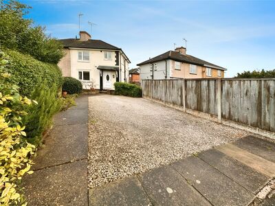 Carter Lane, 3 bedroom Semi Detached House for sale, £140,000