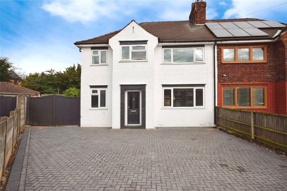 Main image of 4 bedroom Semi Detached House for sale, Alexandra Street, Kirkby-in-Ashfield, Nottinghamshire, NG17