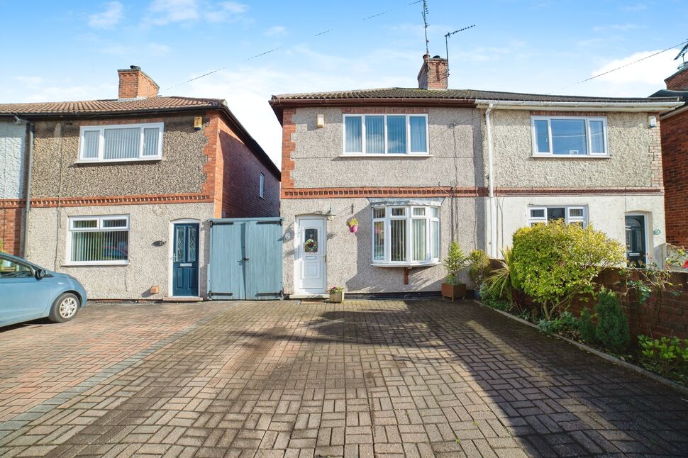 Main image of 3 bedroom Semi Detached House for sale, Lindleys Lane, Kirkby-in-Ashfield, Nottinghamshire, NG17