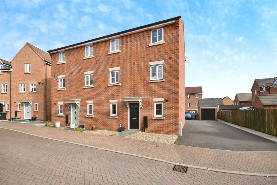 Main image of 3 bedroom Mid Terrace House for sale, Amarella Lane, Kirkby-in-Ashfield, Nottinghamshire, NG17