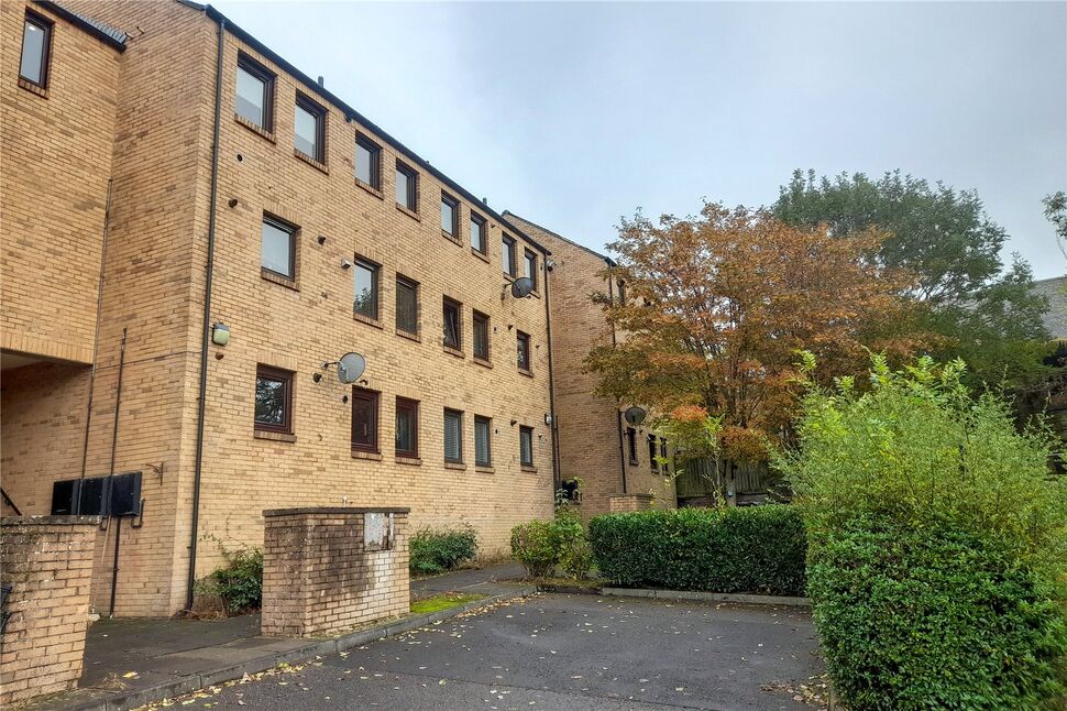 Main image of 2 bedroom  Flat to rent, Wellgate, Lanark, South Lanarkshire, ML11