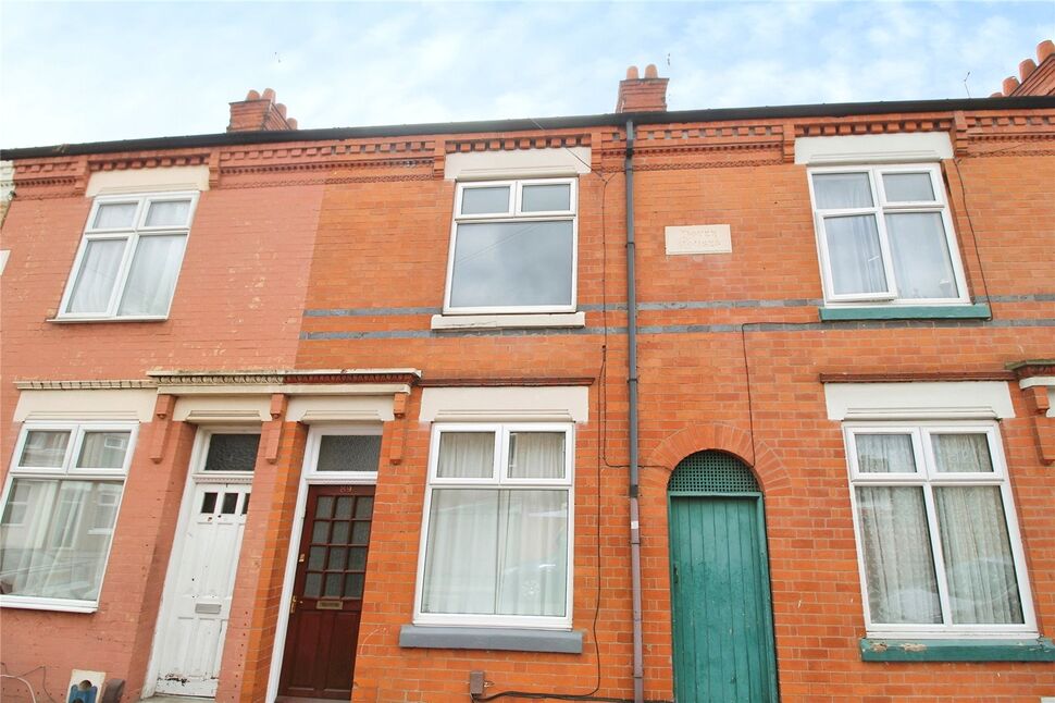 2 bedroom Mid Terrace House to rent