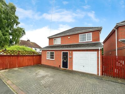 3 bedroom Detached House for sale