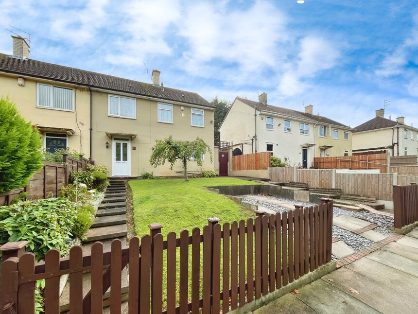 Main image of 3 bedroom Semi Detached House for sale, Cashmore View, Leicester, Leicestershire, LE4