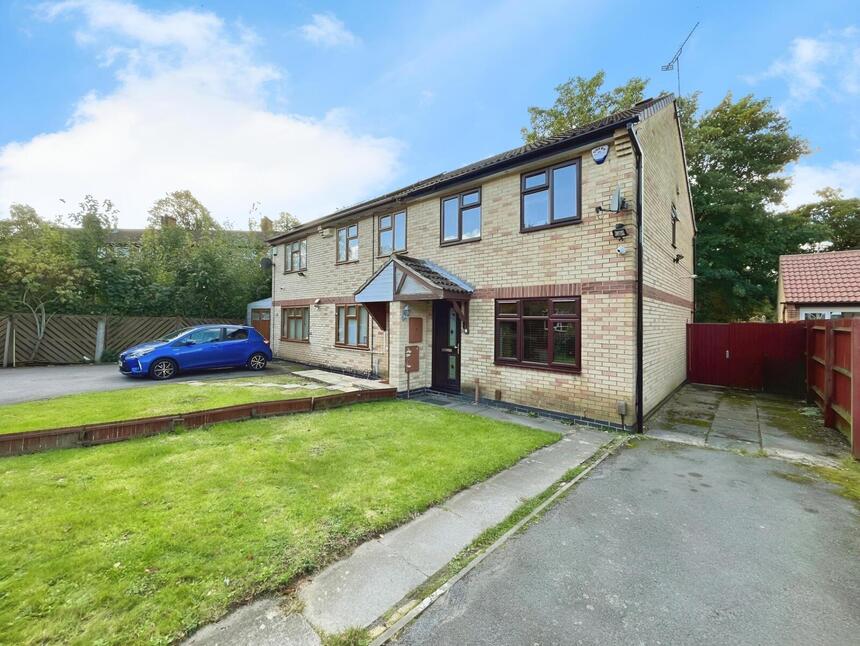 Main image of 3 bedroom Semi Detached House for sale, Bracken Close, Leicester, Leicestershire, LE5