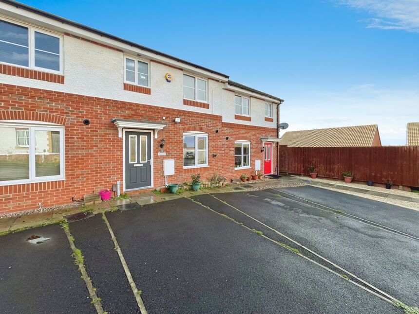 Main image of 3 bedroom Mid Terrace House for sale, Hebden Drive, Hamilton, Leicestershire, LE5