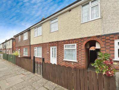 2 bedroom Mid Terrace House for sale