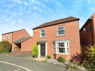 Slatewalk Way, 4 bedroom Detached House to rent, £1,500 pcm