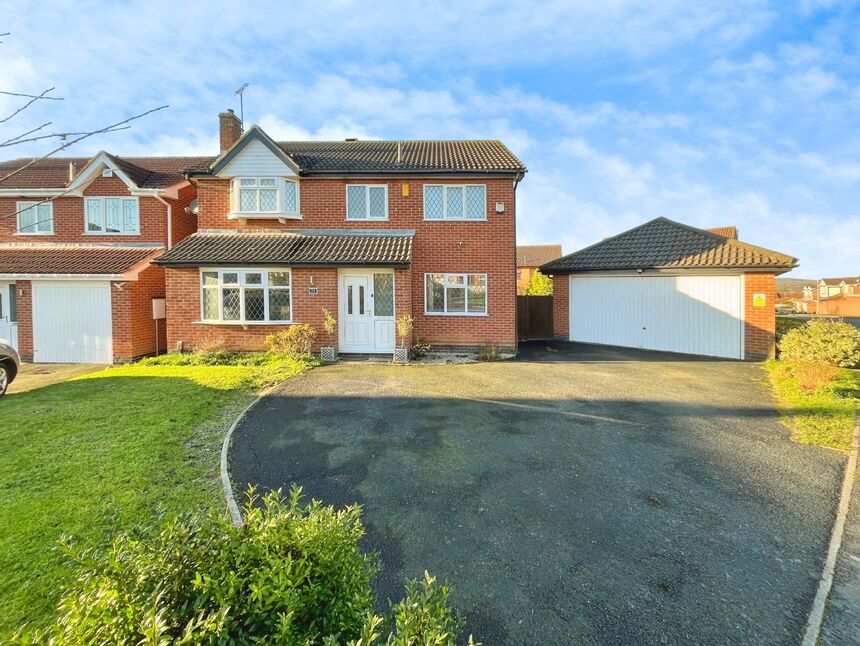 Main image of 4 bedroom Detached House for sale, Somerset Drive, Glenfield, Leicestershire, LE3