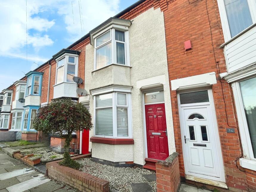 Main image of 2 bedroom Mid Terrace House for sale, Ivy Road, Leicester, Leicestershire, LE3