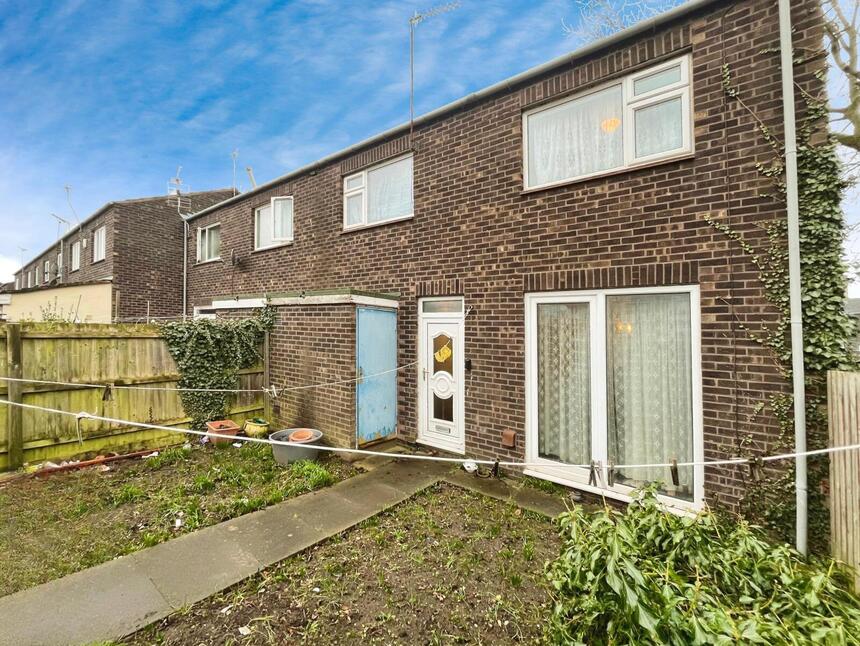 Main image of 2 bedroom End Terrace House for sale, Winchendon Close, Leicester, Leicestershire, LE5