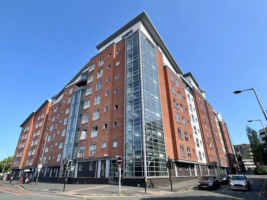 Main image of 2 bedroom  Flat for sale, Sanvey Gate, Leicester, Leicestershire, LE1