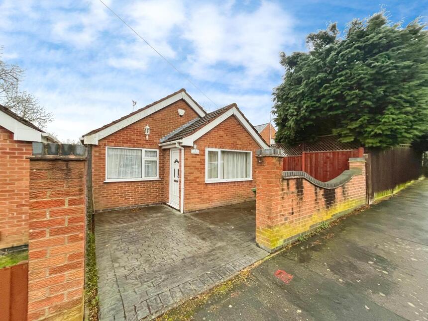 Main image of 2 bedroom Detached Bungalow for sale, Hardie Crescent, Leicester, Leicestershire, LE3