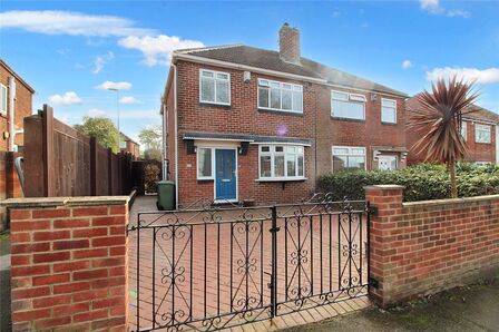 Sandway, 3 bedroom Semi Detached House for sale, £255,000