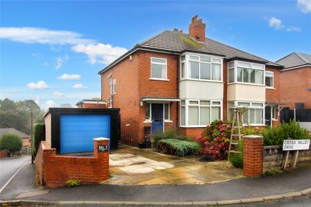 Cross Valley Drive, 3 bedroom Semi Detached House for sale, £265,000