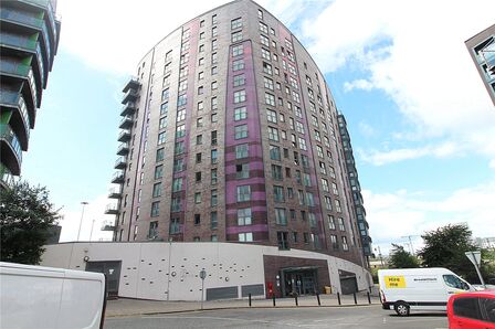 Cross Green Lane, 1 bedroom  Flat to rent, £725 pcm