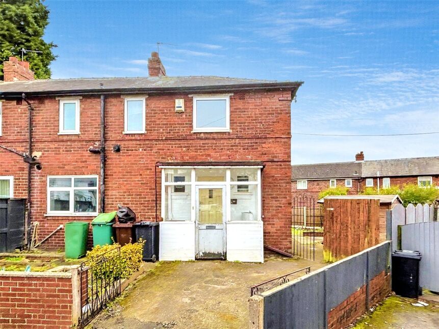 Main image of 3 bedroom Semi Detached House to rent, Poole Mount, Leeds, West Yorkshire, LS15