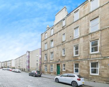 Halmyre Street, 1 bedroom  Flat for sale, £160,000