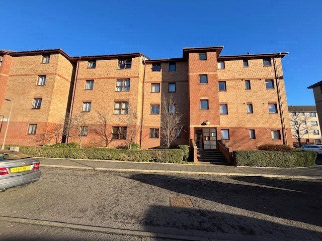 Main image of 2 bedroom  Flat for sale, Harrismith Place, Edinburgh, Midlothian, EH7