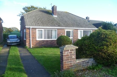 Macmillan Avenue, 3 bedroom Detached Bungalow to rent, £750 pcm