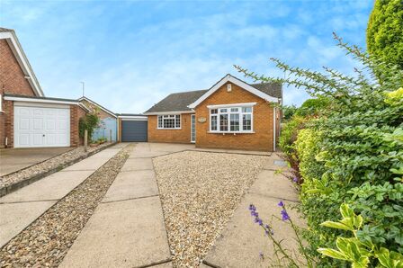 Sudbury Close, 2 bedroom Detached Bungalow for sale, £230,000