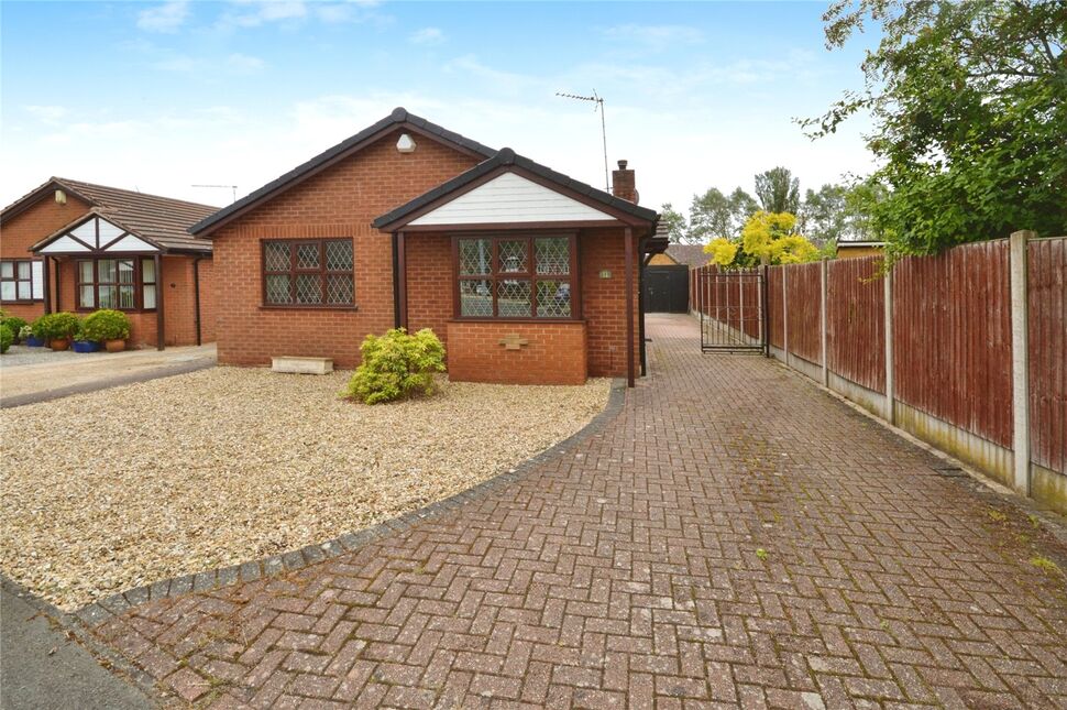 Main image of 3 bedroom Detached Bungalow for sale, Elvington Road, Lincoln, Lincolnshire, LN6