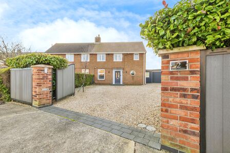 Anzio Crescent, 3 bedroom Semi Detached House for sale, £300,000