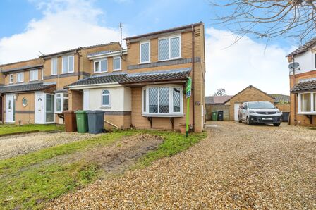 2 bedroom End Terrace House for sale