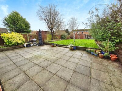 Rutland Way, 3 bedroom End Terrace House for sale, £180,000