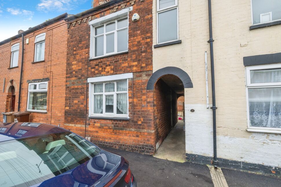 Main image of 2 bedroom Mid Terrace House for sale, Sincil Bank, Lincoln, Lincolnshire, LN5