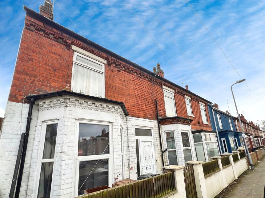 Main image of 3 bedroom End Terrace House for sale, Winn Street, Lincoln, Lincolnshire, LN2