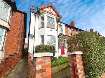 Monks Road, 4 bedroom End Terrace House for sale, £175,000