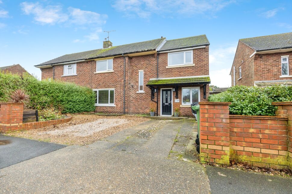 Main image of 3 bedroom Semi Detached House for sale, Hemswell Avenue, Lincoln, Lincolnshire, LN6