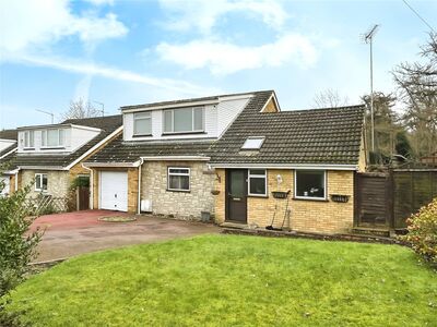 Manor View, 3 bedroom Detached House for sale, £625,000