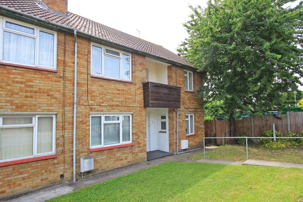 Main image of 2 bedroom  Flat to rent, Main Road, Longfield, Kent, DA3