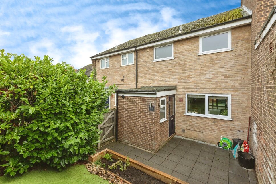 Main image of 3 bedroom Mid Terrace House for sale, Caxton Close, Hartley, Kent, DA3