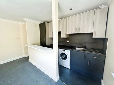 2 bedroom  Flat for sale